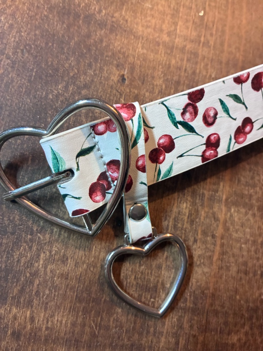 Cherry Print Heart Buckle Women's Belt - White